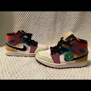 Nike Jordan mid 1 se lightbulb